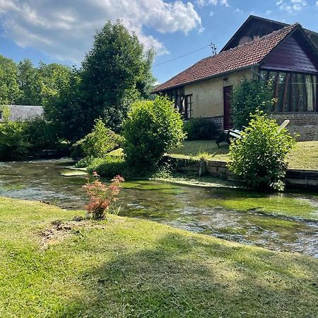 Gîte   le Moulin   à 2 pas de la mer Saint-Martin-le-Gaillard Esterno foto